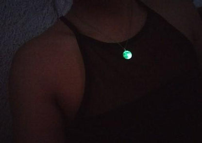 Collar de Luna Brillante - Science Factory ES