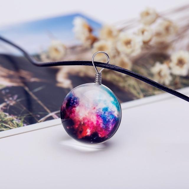Collar de Cuero del Universo - Science Factory ES
